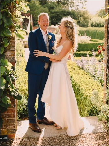 Jenny’s Laid Back, Fun Summer Wedding